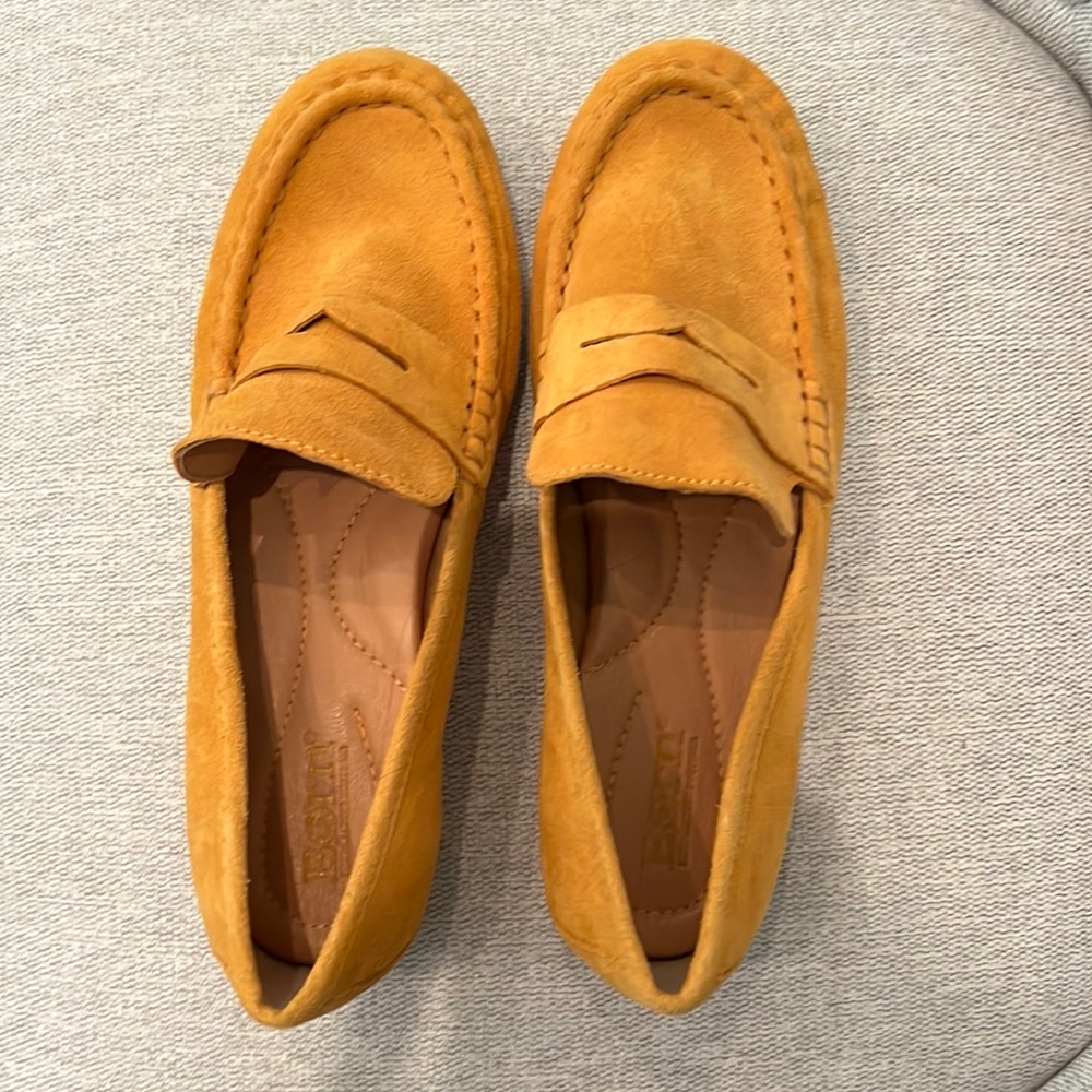 Born Barnstable loafers, yellow suede, size 7.5, brand new